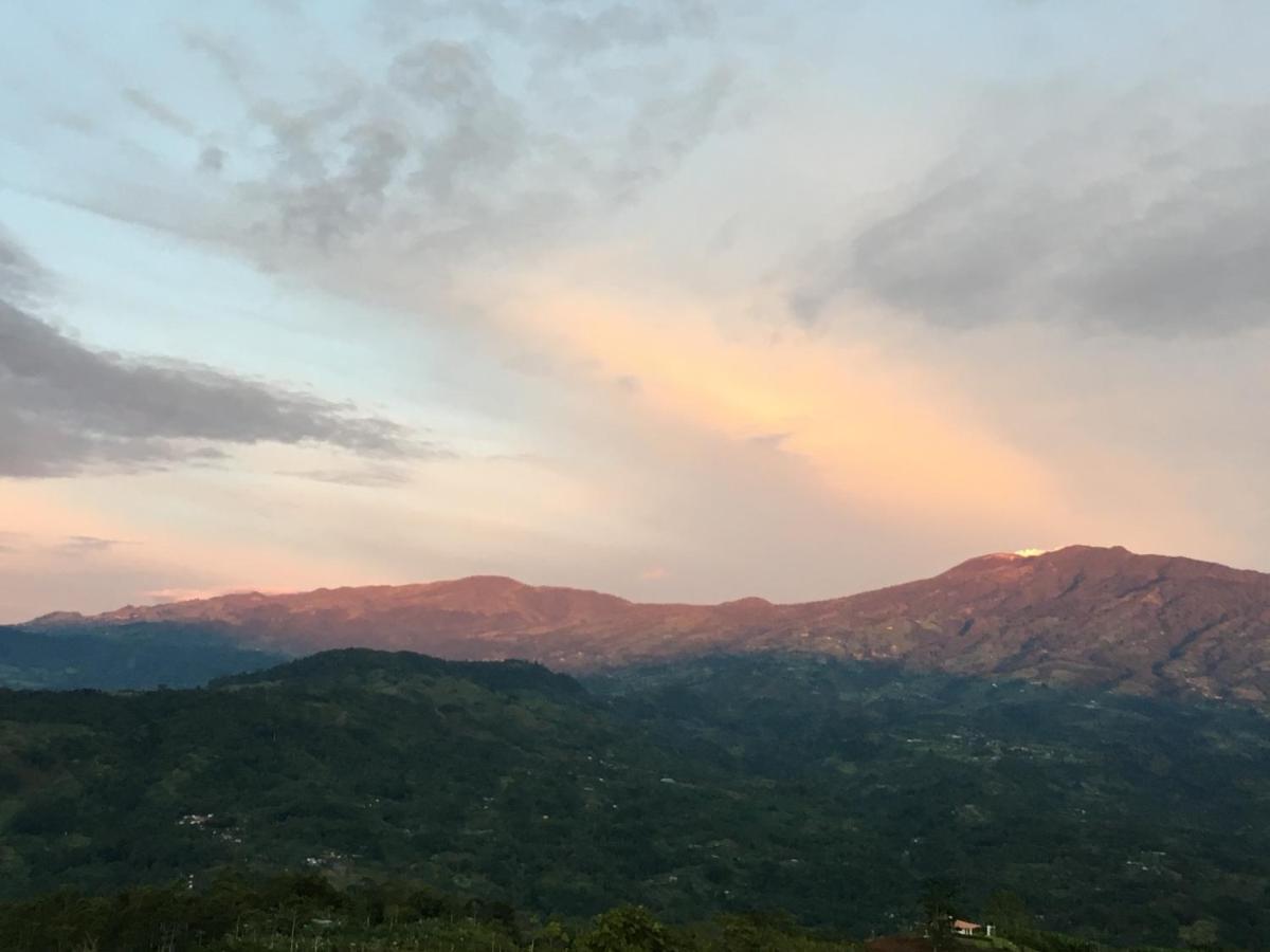 Bella Vista Ranch Ecolodge Turrialba Exteriér fotografie